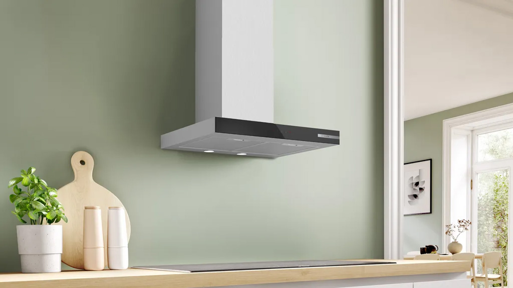 Máy hút mùi Bosch DWB67BK61T